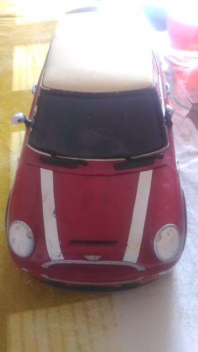 Mini Cooper s Da marca Playmates Toys Inc. de 2004