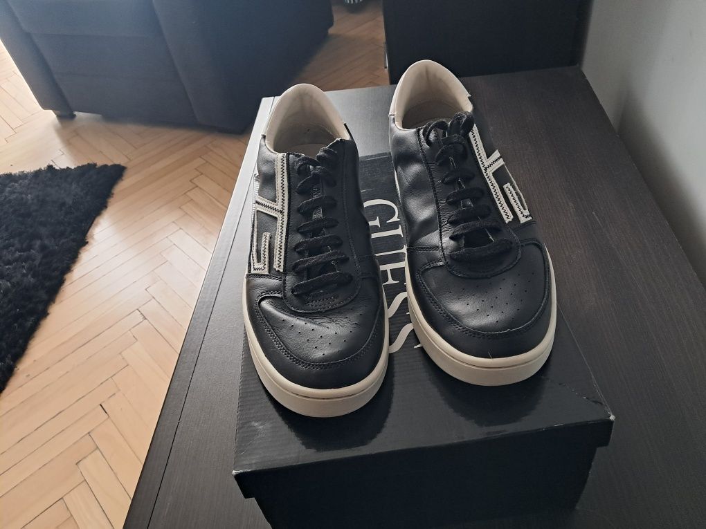 Sneakersy Guess r.43