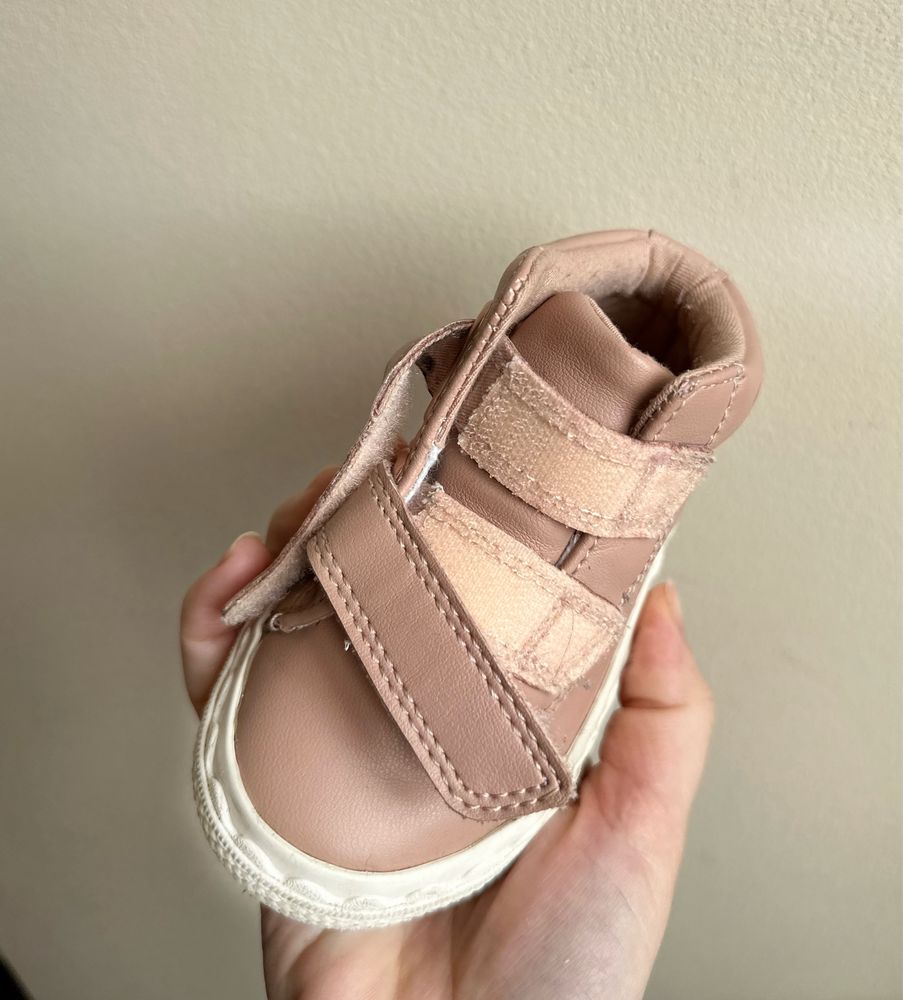 Весняні дитячі  кросівки Next 19.5 розмір