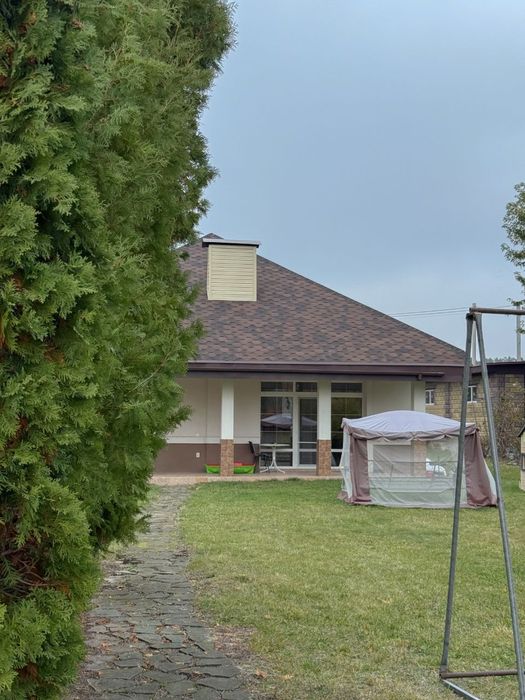 Будинок з ремонтом біля Рівного