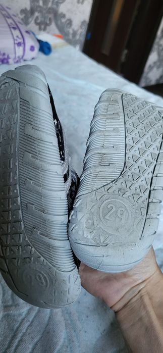 Продам дитячі тапочки в садочок, для дому на липучках 28р і 29