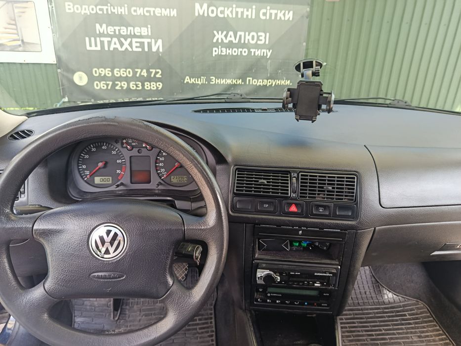 Гольф 4  2.0 бензин