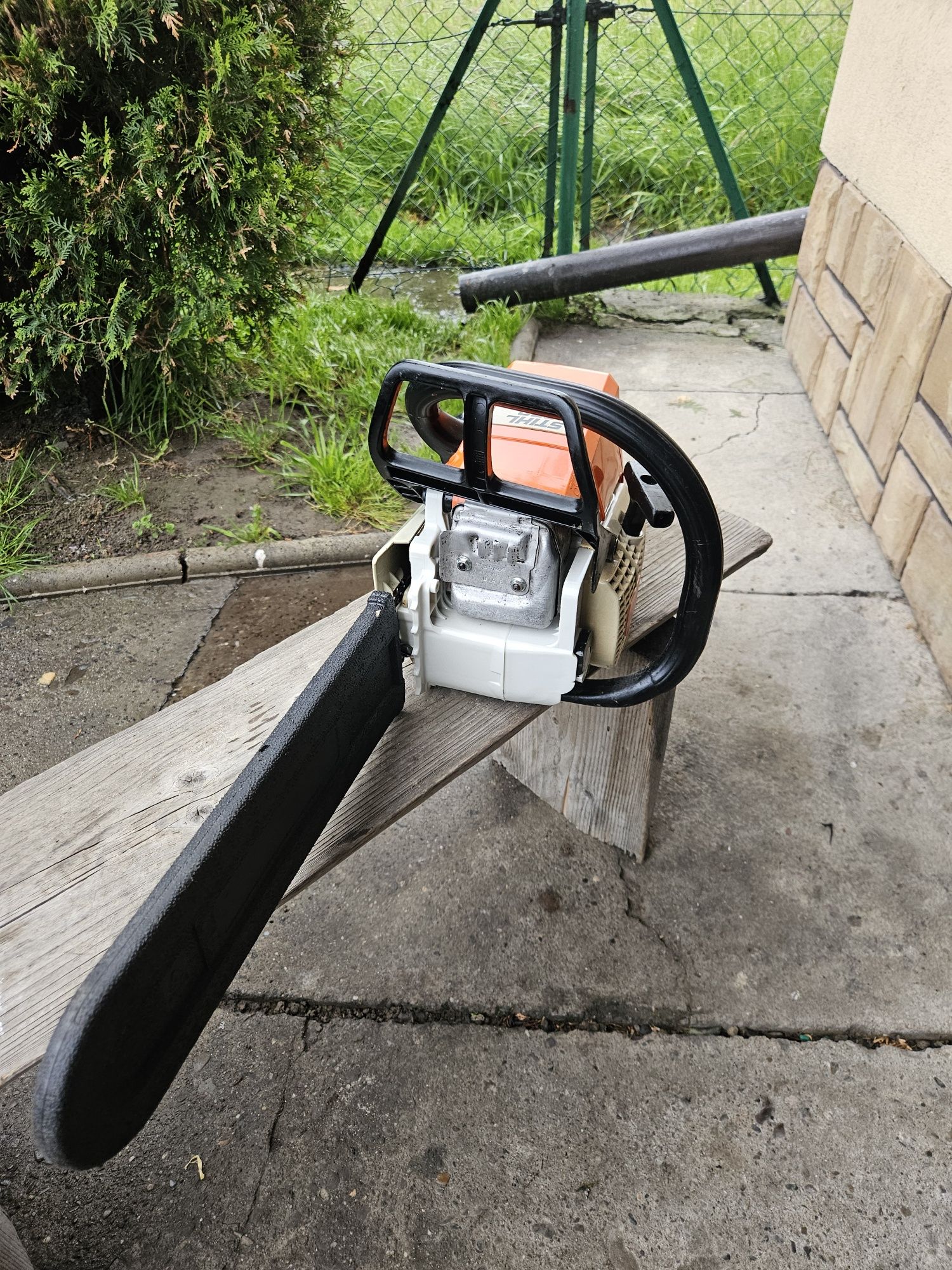 Pilarka Stihl 023 2.7km