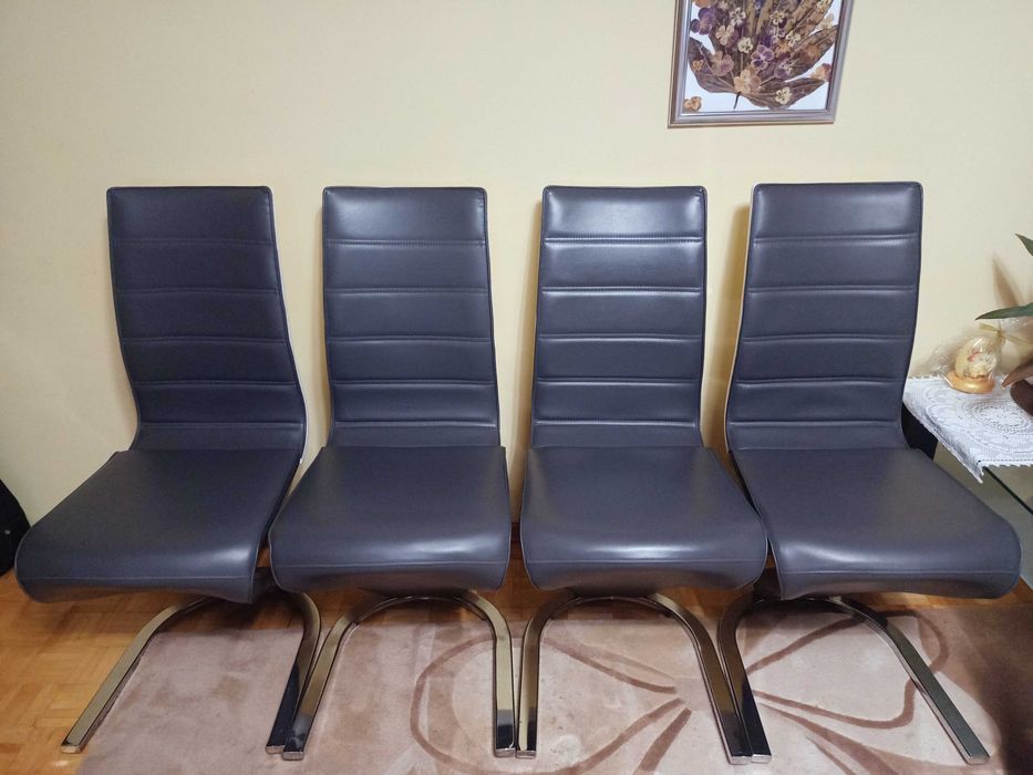 Komplet 4 krzeseł