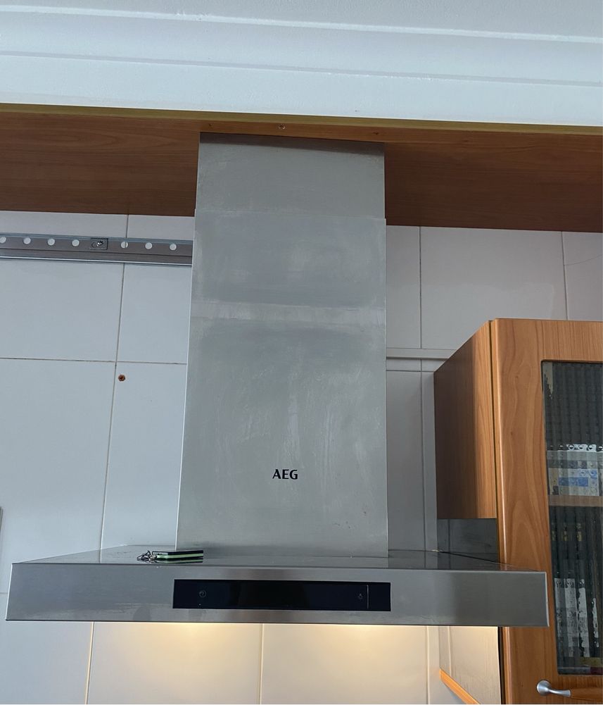 Exaustor AEG inox 4 velocidades