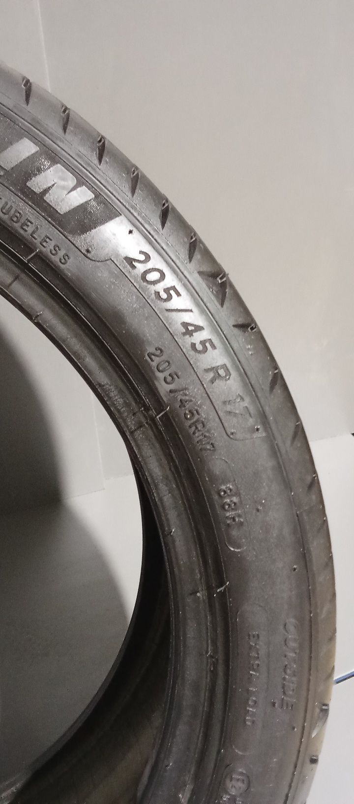 Pneus 205/45/17 Michelin