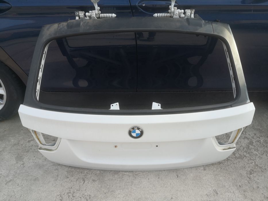Klapa tylna BMW e91 lift alpinweiss A300 w kolor