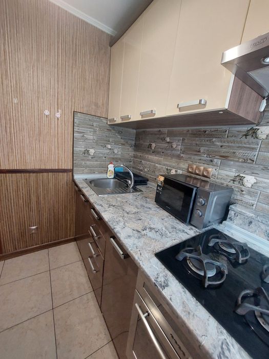 Продаж 2 кімнатна  квартира  Центр