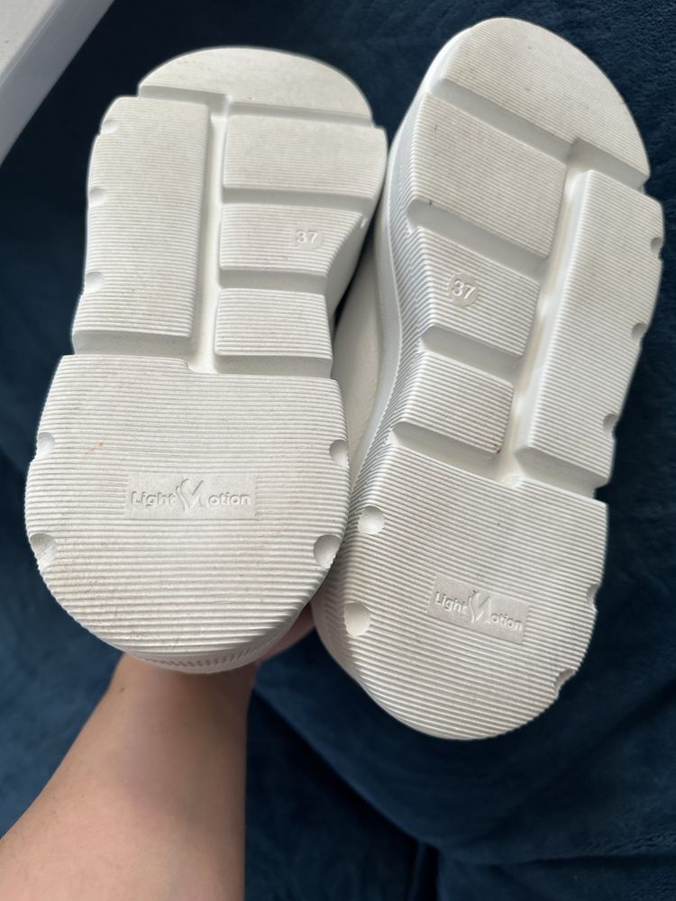 Kazadii sneakers 37 wkladka 24,5cm