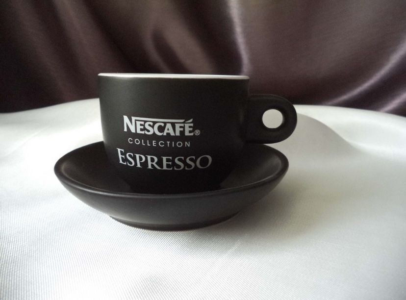 Кофейная чашка Nescafé Espresso с блюдцем