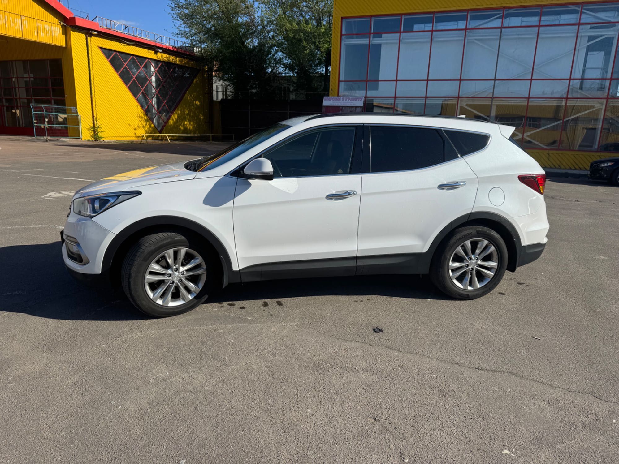 Авто HYUNDAI Santa Fe