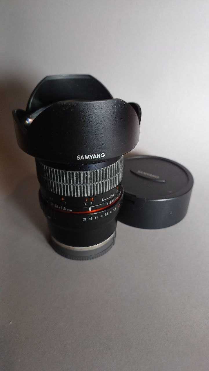 Samyang 14 mm 2.4  Обєктив з  байонетом Sony E-mount