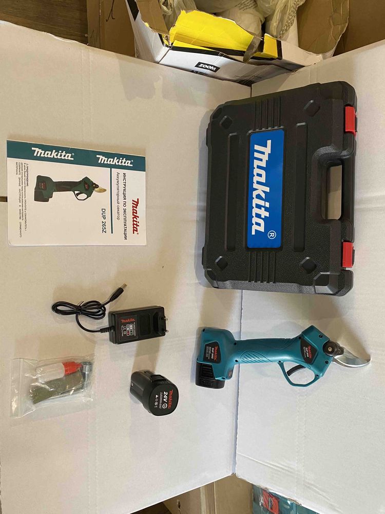 Аккумуляторный секатор Makita DUP265Z