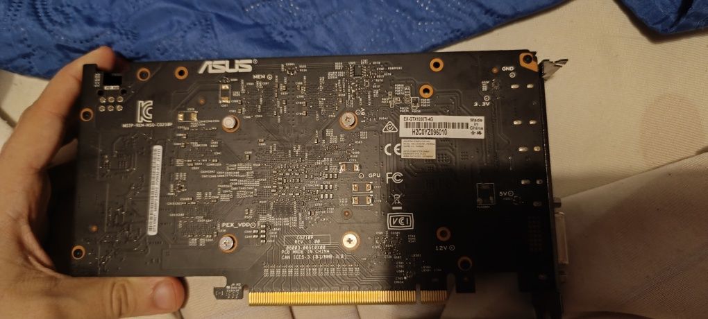 Placa de vídeo gráfica ASUS NVIDIA GeForce GTX1050Ti 768SP 4GB GDDR5 D