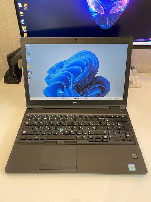 Ноутбук Dell Latitude 5590 15'6 i7-8650U/16 gb ram/512  ssd