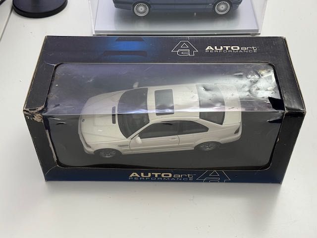 1:18 AUTOart BMW M3 (E46) Coupe / Alpine White / 70545