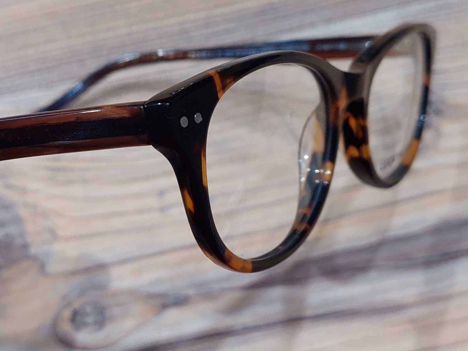 Piękne okulary w rogowej oprawie D 603  od Lucky Brand! Orygynał !