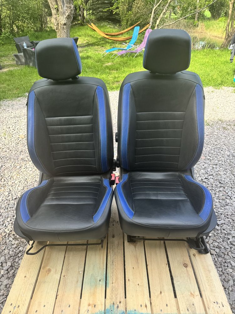 Fotele/siedzenia/tylna kanapa/kierownica/mieszek Gordini Clio 3rs