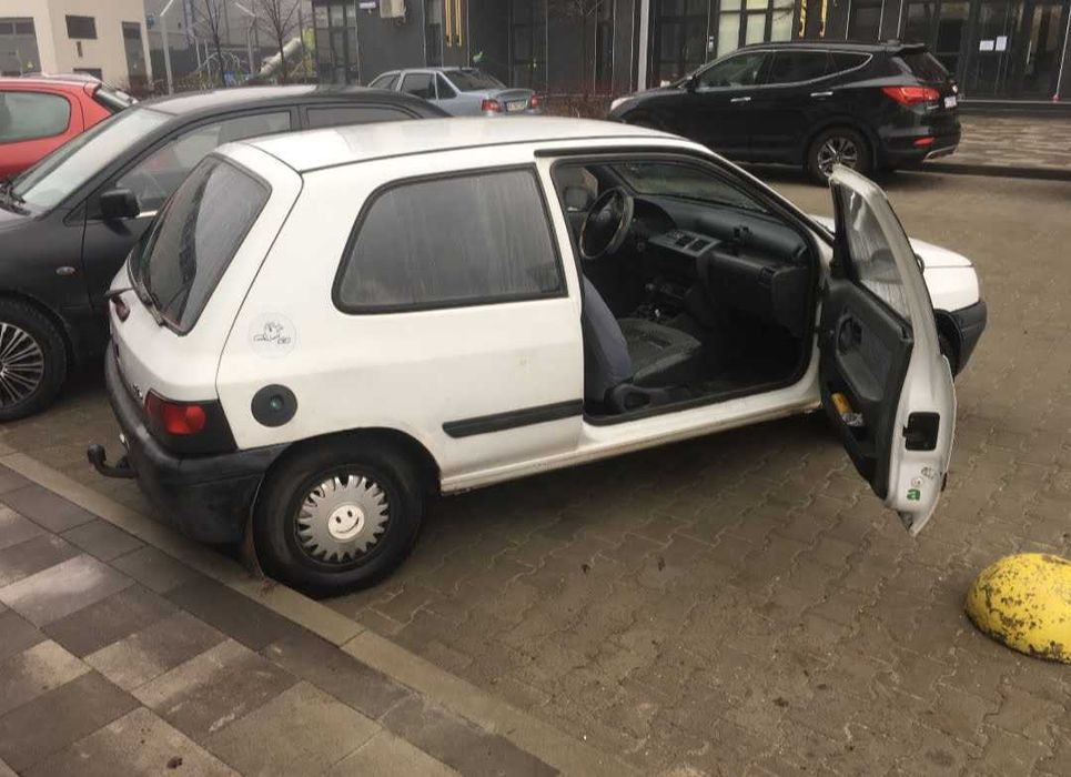 продам рено клио 1