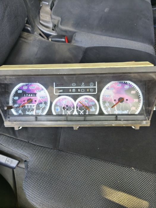 Продам высокую панель приборов ваз 2108 2109 21099 нива