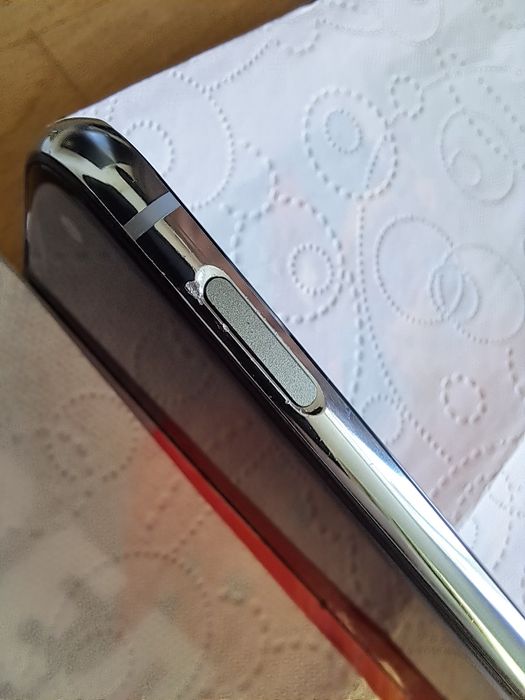 Samsung S10e Green