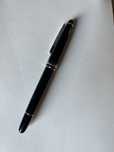 Продам ручку montblanc кулькову.