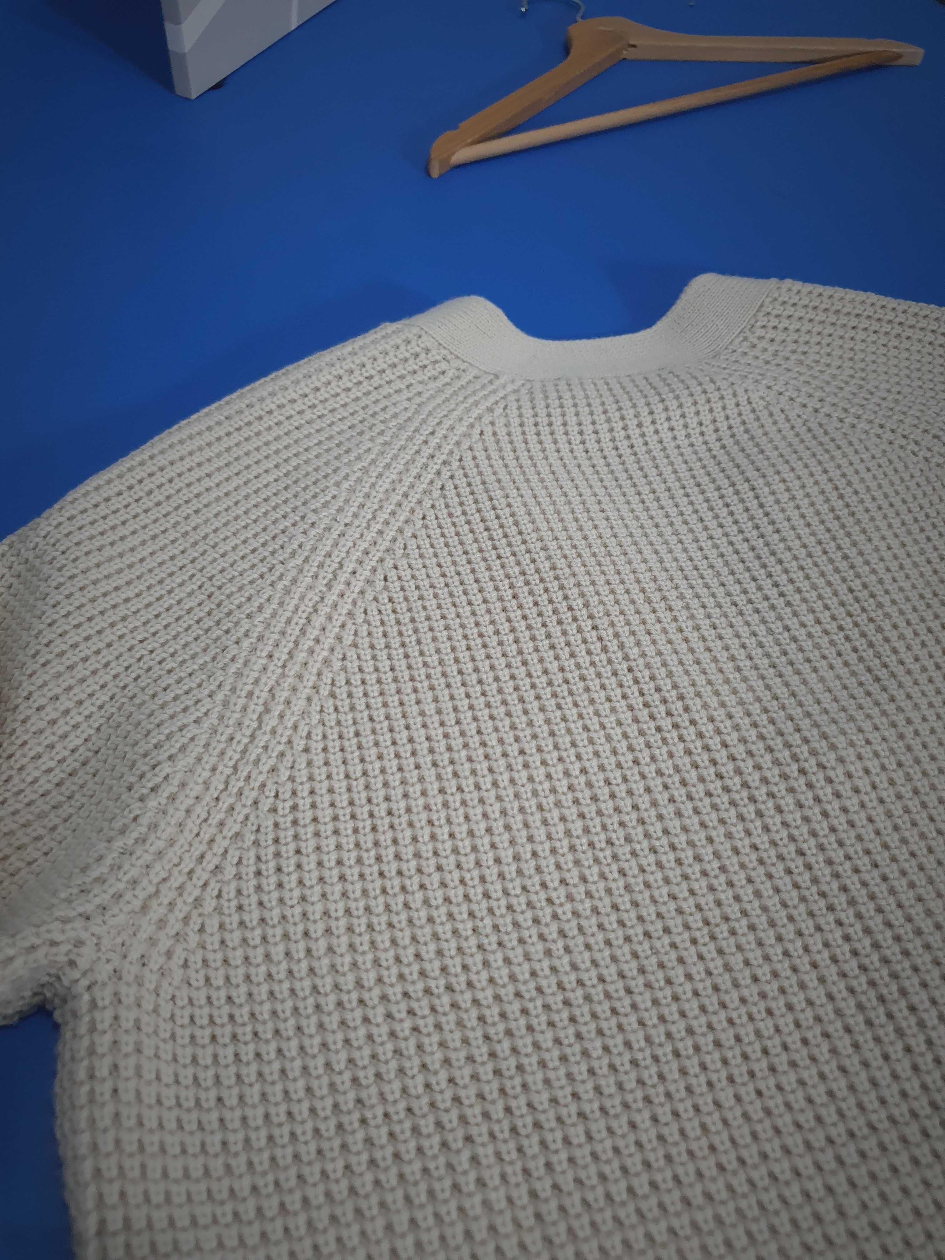 Sweter beżowy Wólczanka rozmiar M (faktycznie M/L)