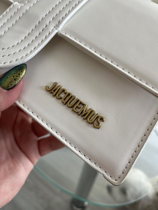 Biala kopertowka torebka crossbag Jacquemus