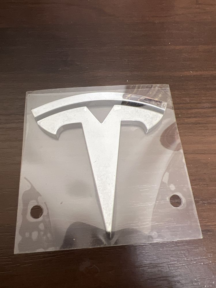 Логотип Капота Tesla T logo Model S 3 X Y Plaid Тесла Dual Motor