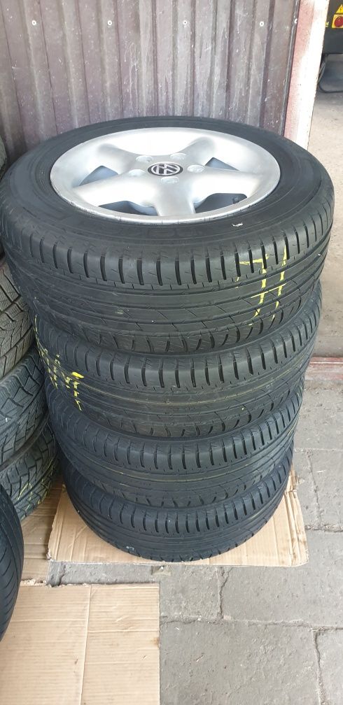 Flegi aluminiowe 15 volkswagen Golf 5 opony letnie 205/60/15