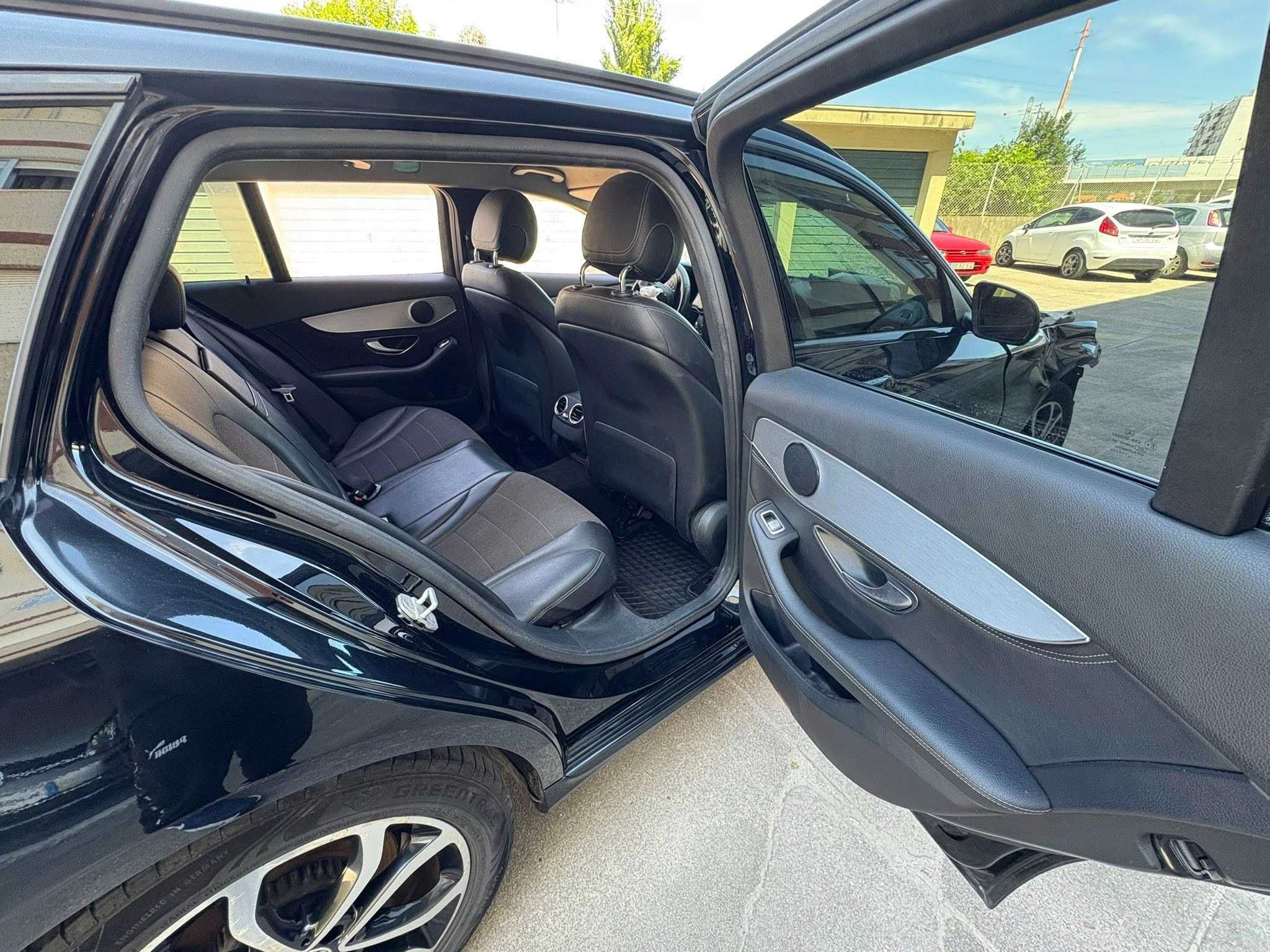Mercedes C-220 Bluetec/d Classe T-Model