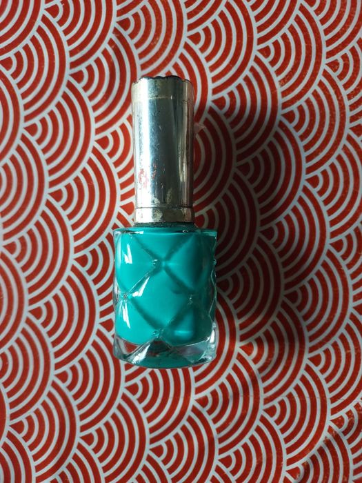 verniz verde usado poucas vezes