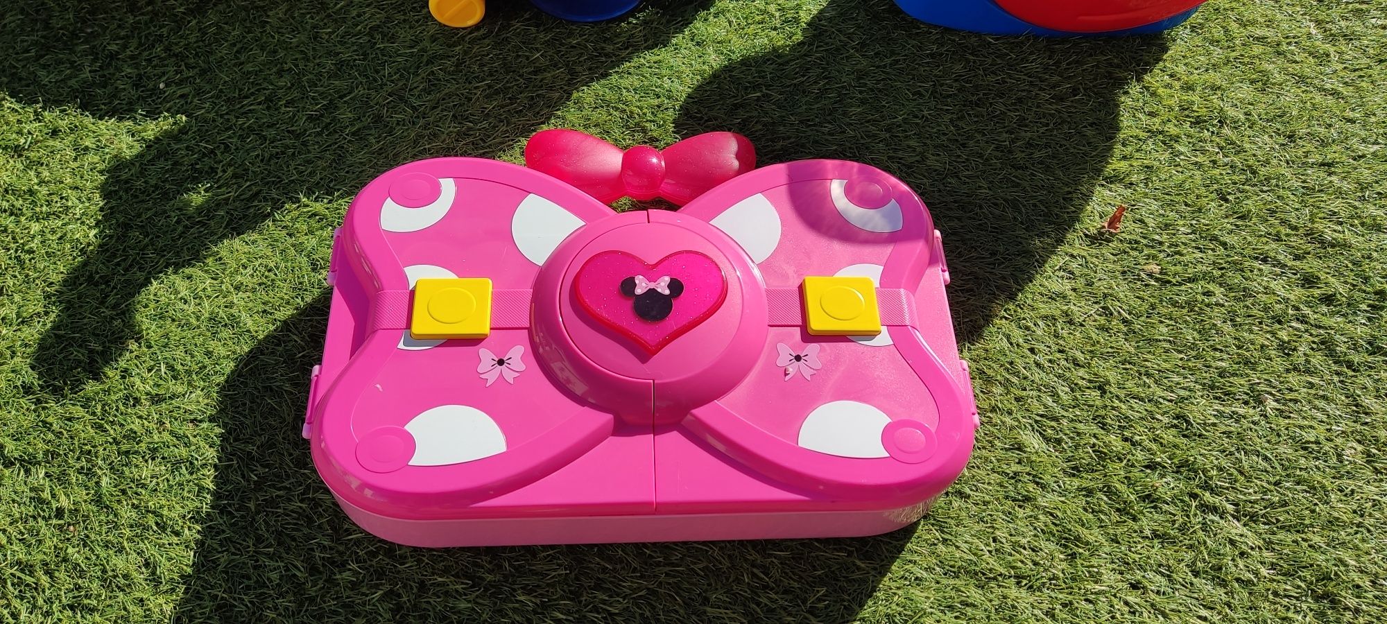 Vários brinquedos criança bebe
