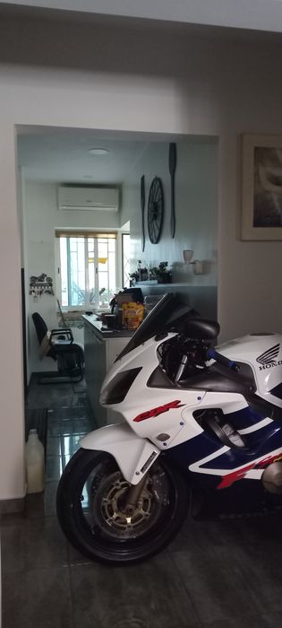 Honda cbr600 f4i sport