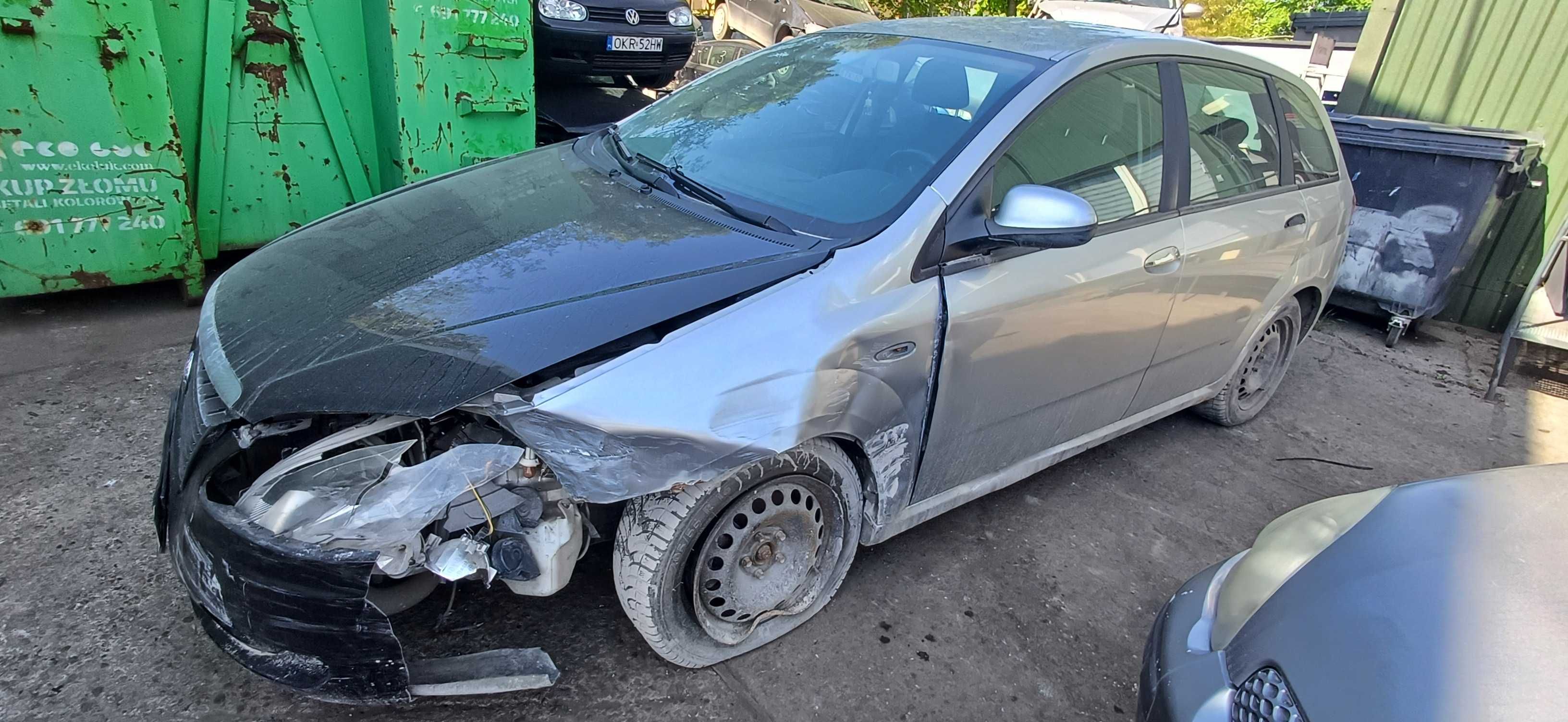 2006 Fiat Croma II 1.9 JTD 150KM 939A2000 kolor 698 Silnik części