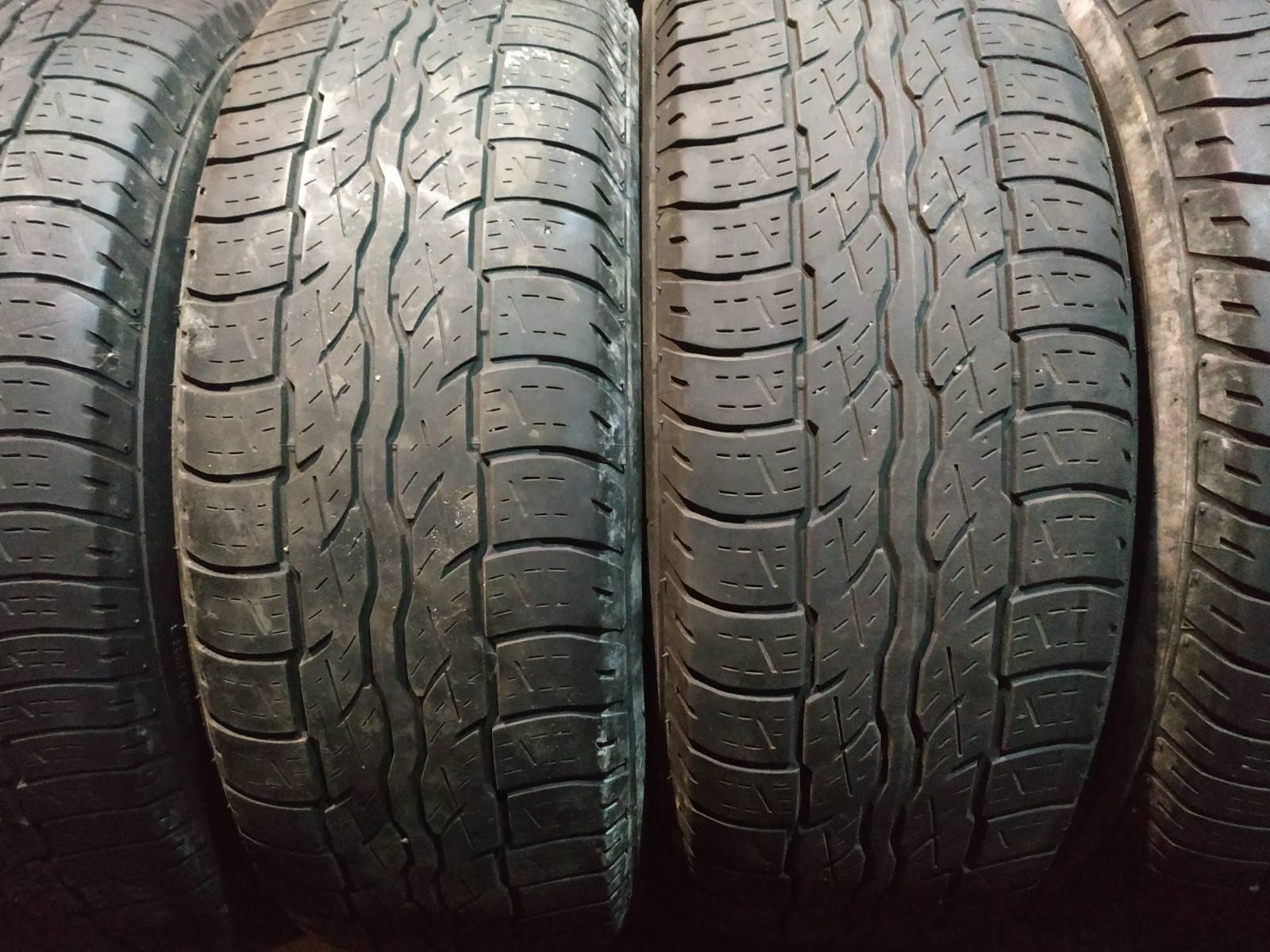 Шини 225/65 R17 Bridgestone