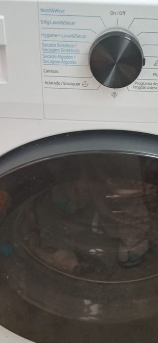 Maquina de lavar e secar nova com garantia de 3 anos