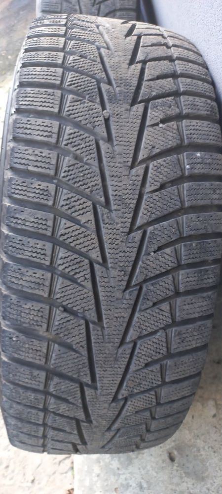 Продам 4 шини 275/65 17 Hankook