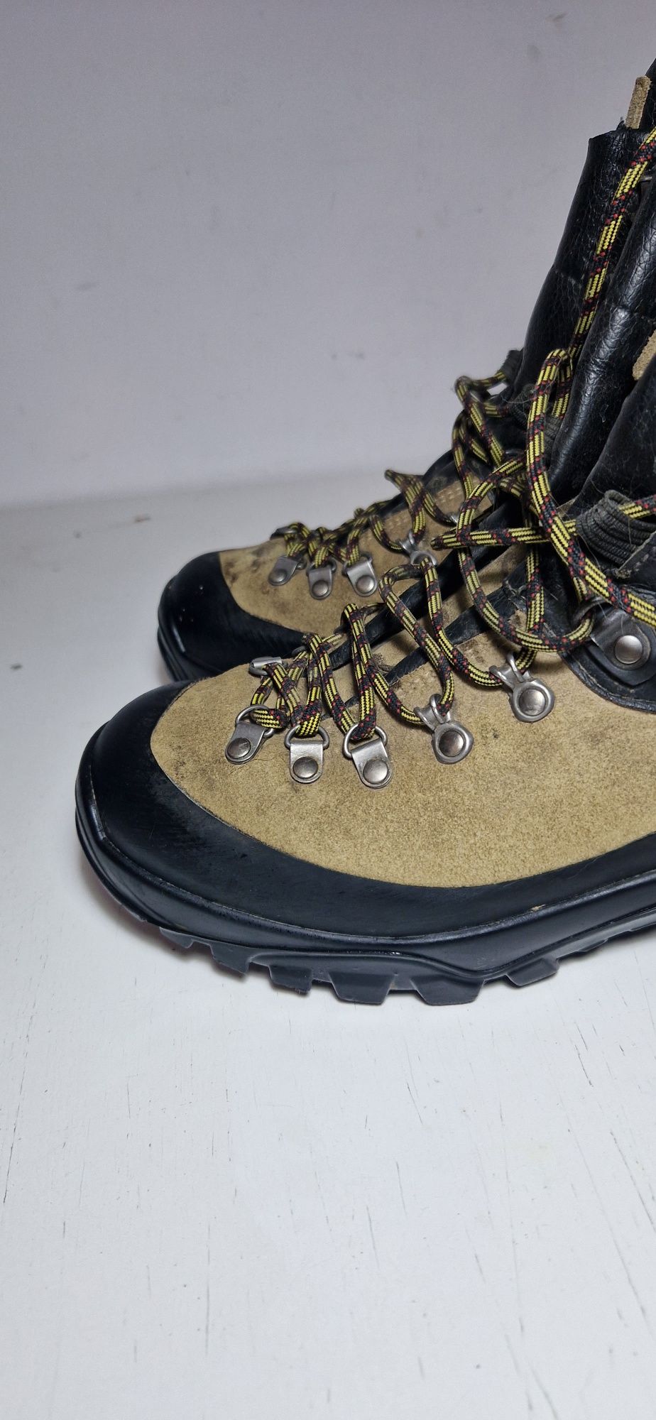 La Sportiva 43 1/2