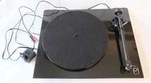Gramofon Rega Planar 1