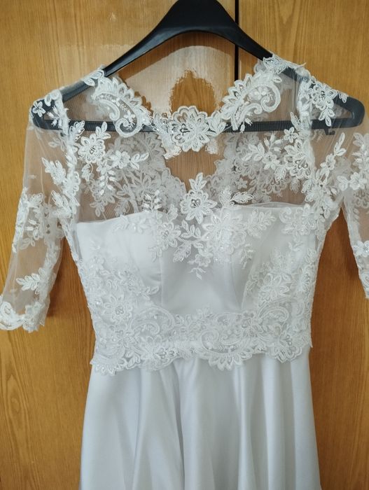 Весільна чарівна сукня