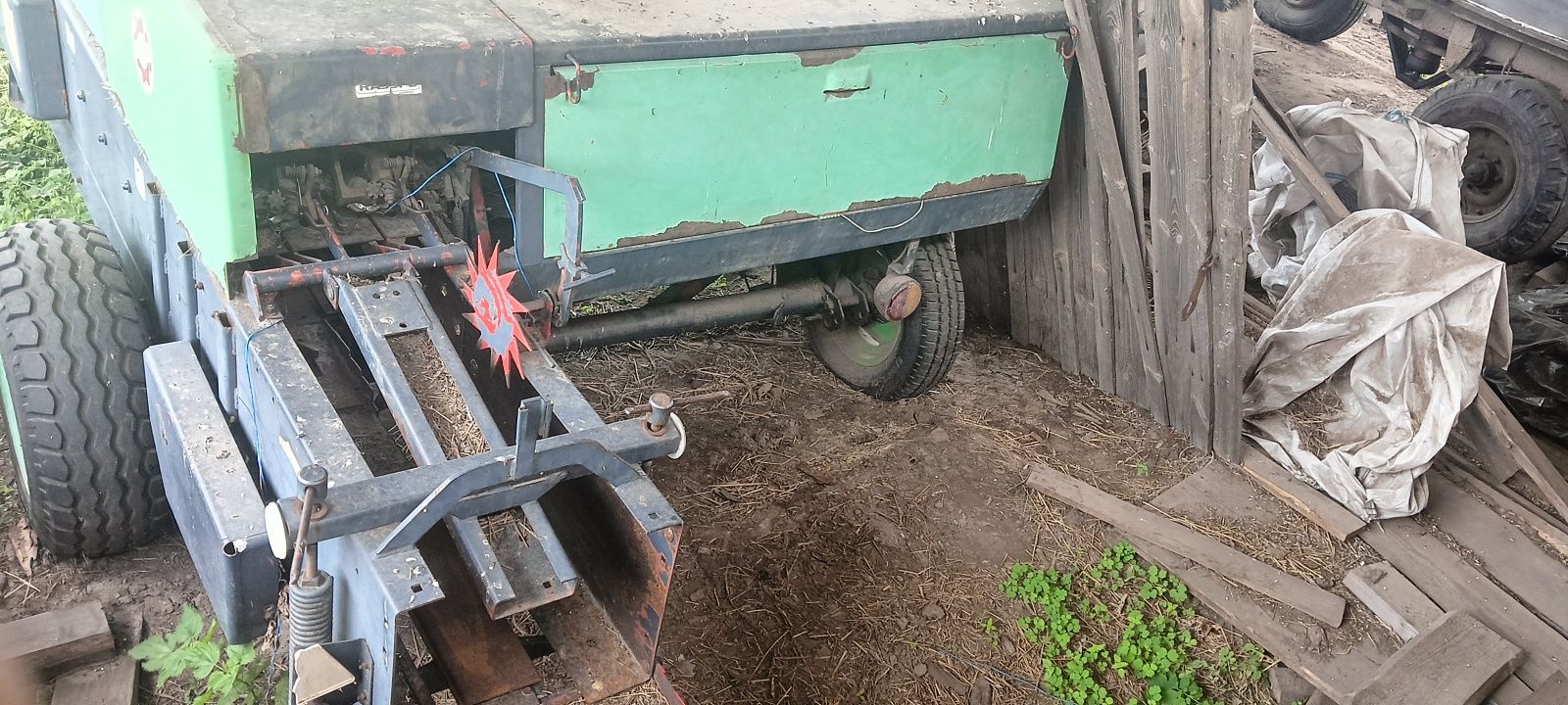 Продається прес-підбирач