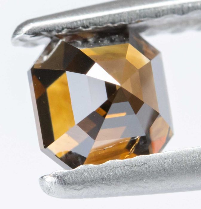 Diamante Fancy Yellow - 0.53 ct  - SI1 - Natural c/ certificado