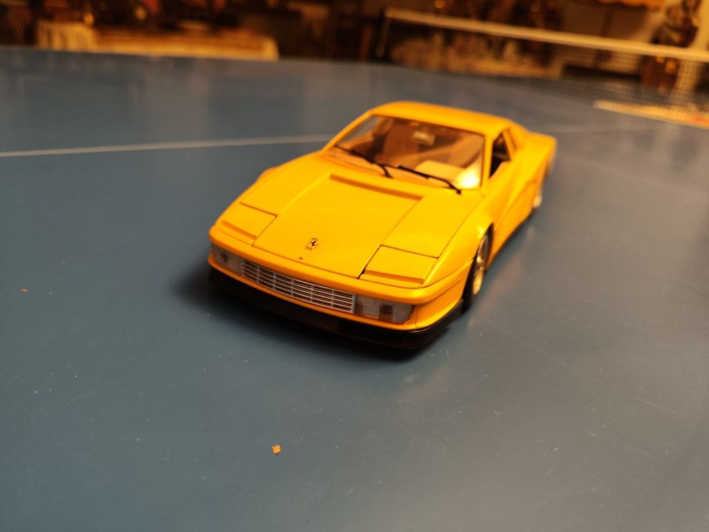 Ferrari Testarossa 1 18 burrago