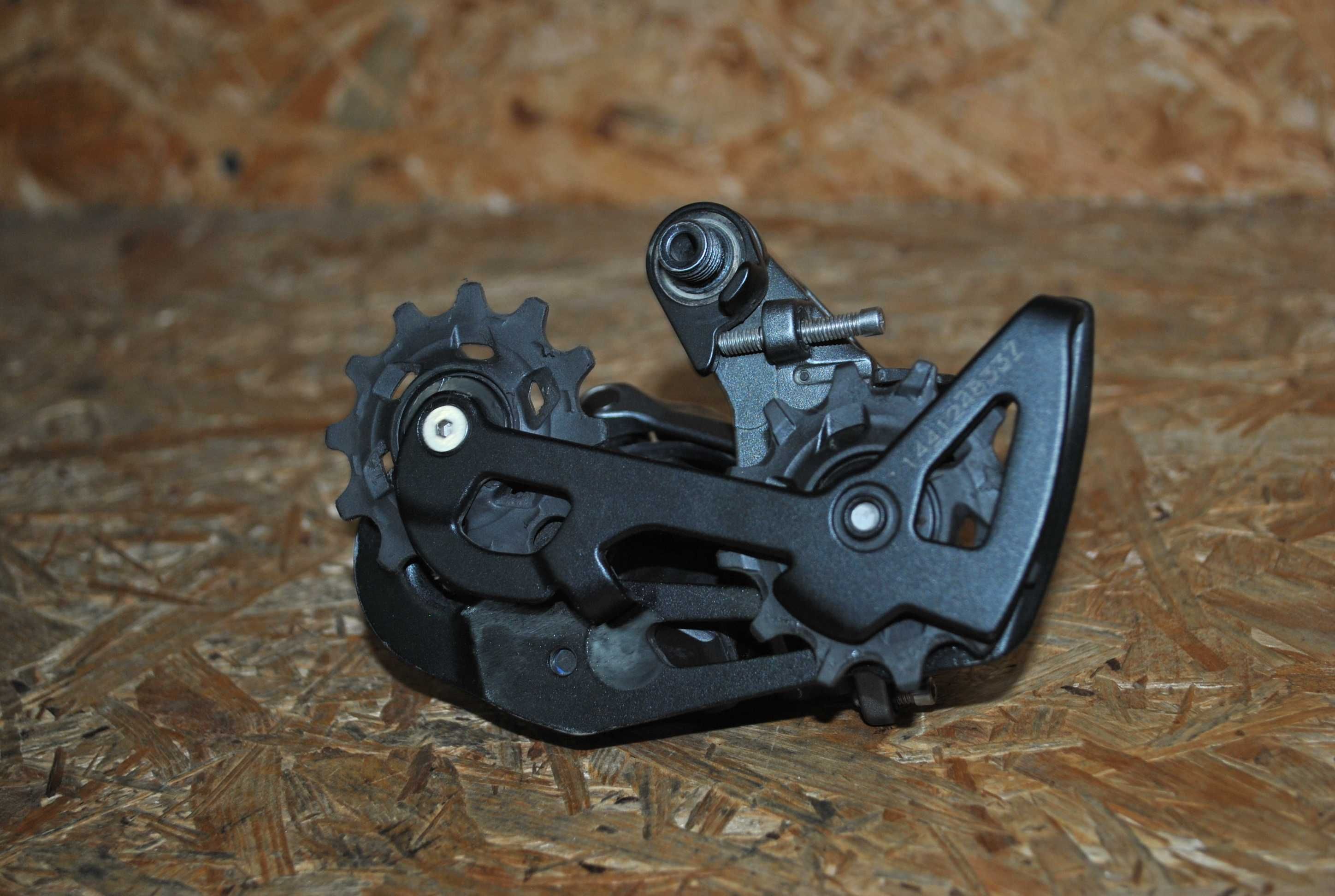 Idealna Przerzutka tylna SRAM Rival AXS XPLR Szosa Gravel 1