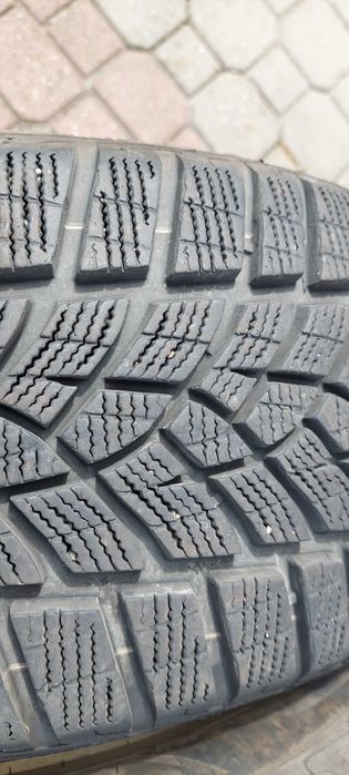 Opony zim. Goodyear UltraGrip Performance+ 215/55 R17 98VXL 8mm 1z4szt