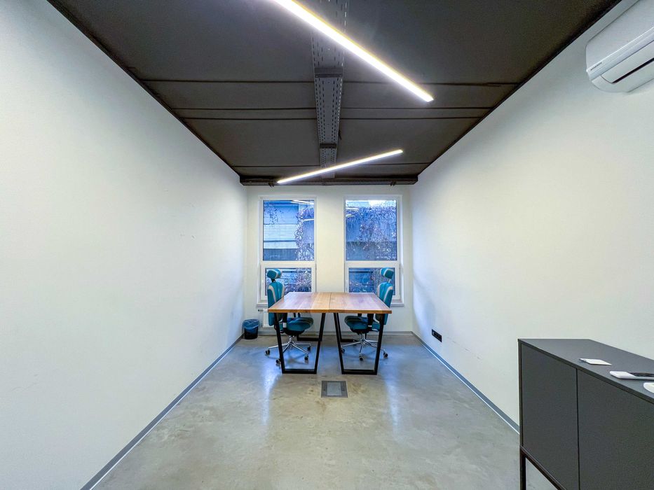 Орендувати офіс на Печерську окремий вхід, перший поверх, є генератор