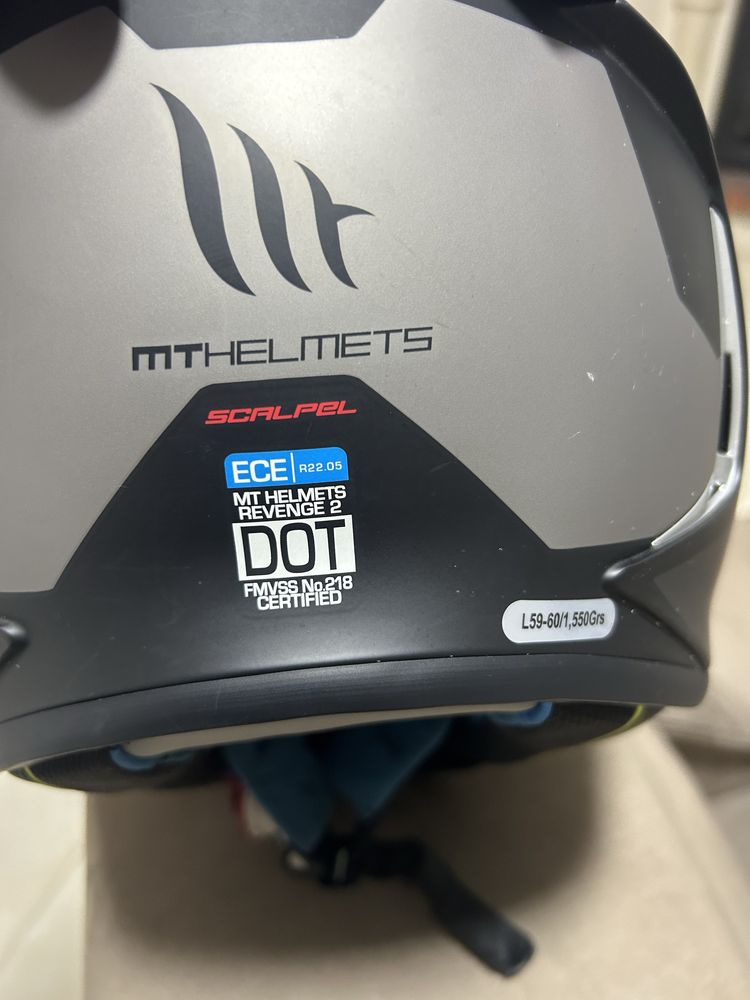 Capacete mota MT Revenge 2 tamanho L