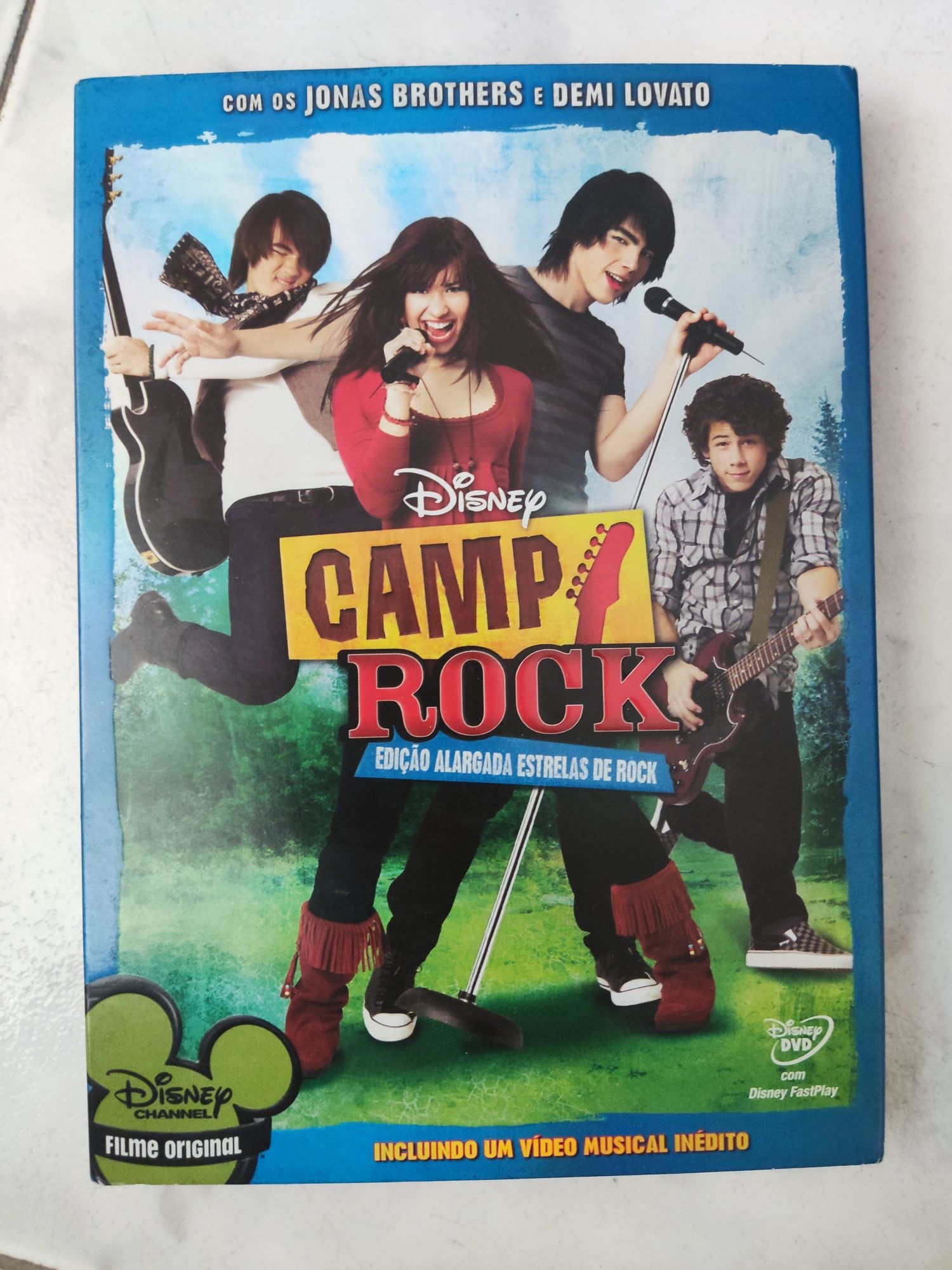 Dvd Camp Rock 2 edição alargada com capa protetora