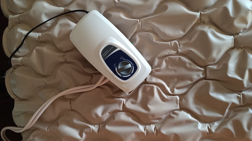 Cama hospitalar elétrica + colchão